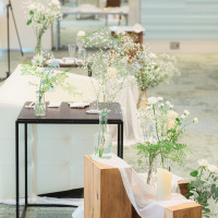 左右の装花もイメージ通りにしていただきました