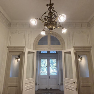 フワラーシャワーをするときはこちらから出ていきます。