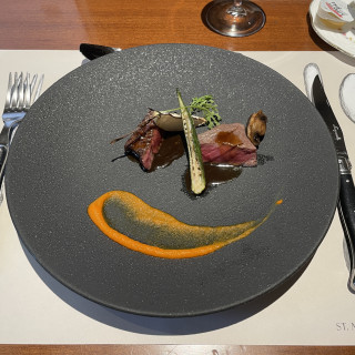 黒毛牛ロースのポワレ