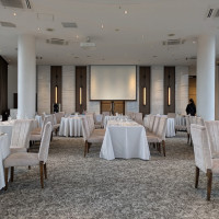 チャペルの下の階の披露宴会場