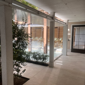 挙式のサイドにある道|774232さんのアーセンティア迎賓館(高崎)/テイクアンドギヴ・ニーズウェディングの写真(2555122)