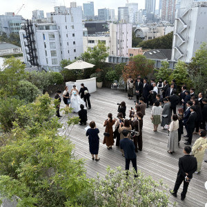 テラス。ブーケトスや写真撮影|774263さんのCentral Terrace TOKYO（セントラル テラス トーキョー）の写真(2564541)