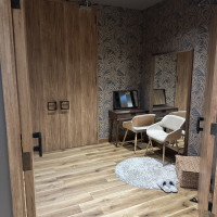 階段前の控え室