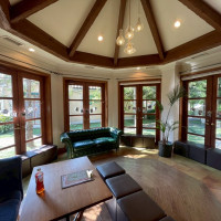 写真を飾ったり自由にアレンジさせてもらえます。