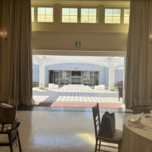 披露宴会場から見たガーデン|774355さんのアールベルアンジェ名古屋の写真(2553772)