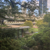 左端にある空中庭園から新郎新婦は登場することもできるそうです