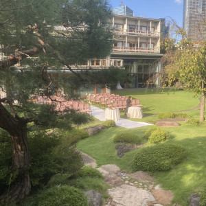 ガーデンウェディングの準備の様子です。|774396さんの国際文化会館(International House of Japan)の写真(2556200)