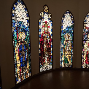 待合室のステンドグラス|774421さんの宮の森フランセス教会の写真(2554257)