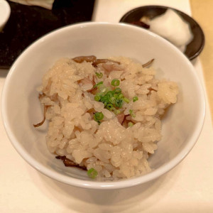 季節の炊き込みご飯|774437さんの乃木神社・乃木會館の写真(2556213)