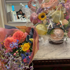 お祝いの花|774445さんのベイサイド迎賓館（神戸）/テイクアンドギヴ・ニーズウェディングの写真(2554610)