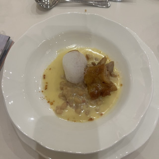 前菜2です
ホタテとチキンのクリーム煮