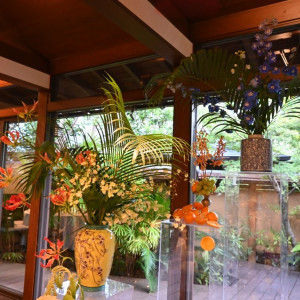 メインテーブル装花|774565さんのTHE SODOH HIGASHIYAMA KYOTO(ザ ソウドウ 東山 京都)の写真(2555020)