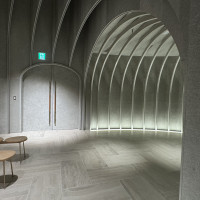 新郎新婦が入場する扉