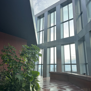 同じフロアの展望デッキ|774728さんのuneの写真(2555623)