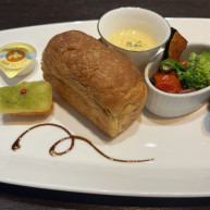 自家製パンがおいしかったです。