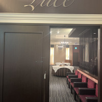 披露宴会場ルーチェのドア