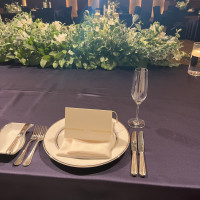 当日、新郎新婦はこちらでお食事をいただきます。