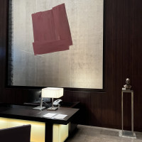 披露宴会場前のアートも素敵です