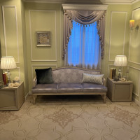 披露宴前の控え室です。
アンティークな雰囲気です