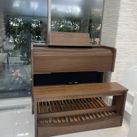 チャペルには綺麗なオルガンがありました。