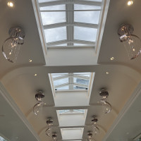 チャペルには天窓がありますが、曇りでも暗さを感じなかったです