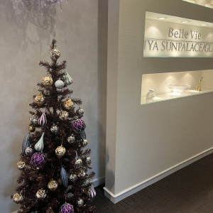 披露宴会場前にツリーがありました。|774735さんのベルヴィ 大宮サンパレス/ブライダル ステージ グランツ(GLANZ)の写真(2593761)