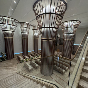 チャペルはこのように階段から入場します。|774735さんのOPERAHOUSE 東京の写真(2610368)