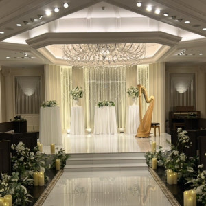 挙式会場正面から|774743さんのアンジェリオン オ プラザ 東京（Angelion au plaza TOKYO）の写真(2565726)