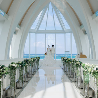 天気も良く自然光もよく入り青い海が綺麗でした。