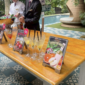 ウェルカムパーティー用ドリンクコーナー|774814さんのアルタビスタガーデンの写真(2559286)