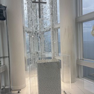 チャペルのシャンデリア