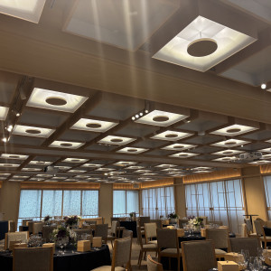 披露宴会場の照明はとても独特です|774818さんのTHE KEGO CLUB by HAPPO-ENの写真(2556494)