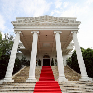 大階段(アフターセレモニー会場)|774841さんのガーデンヒルズ迎賓館（大宮）/テイクアンドギヴ・ニーズウェディングの写真(2556317)