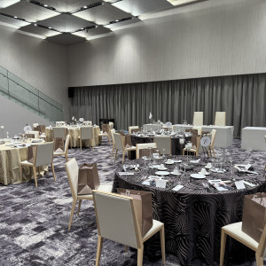 2色のテーブルクロスにしたのが良かったです|774851さんのホテルロイヤルクラシック大阪の写真(2559812)