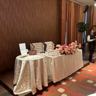 披露宴会場　新郎新婦