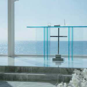 挙式会場は目の前青い海でした。|774946さんのザ・ヨミタンリゾート アクアグレイスの写真(2556596)