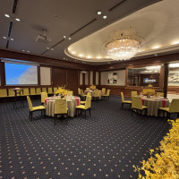 披露宴会場(中)