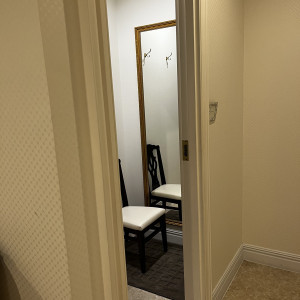 親族控室　付属着替え室|775015さんの山手迎賓館/テイクアンドギヴ・ニーズウェディングの写真(2556923)