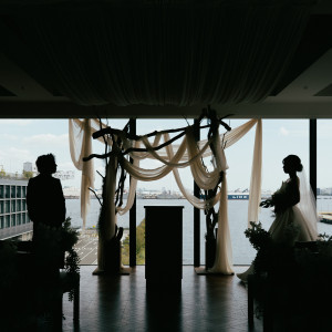 原木を使用|775051さんのBAYSIDE GEIHINKAN VERANDA/テイクアンドギヴ・ニーズウェディングの写真(2557227)