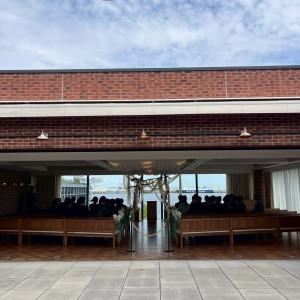 原木を使用|775051さんのBAYSIDE GEIHINKAN VERANDA/テイクアンドギヴ・ニーズウェディングの写真(2557249)