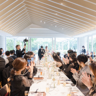 室内の披露宴会場