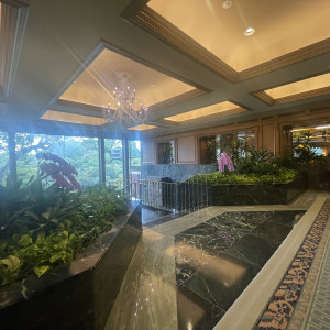 椿山荘で有名なフォトスポット。厳かだけどラグジュアリーな空間|775073さんのホテル椿山荘東京の写真(2562494)