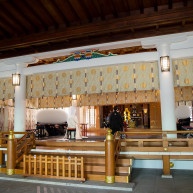 本殿内の挙式開始時の様子