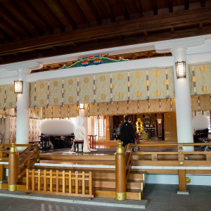 本殿内の挙式開始時の様子|775105さんの日枝神社の写真(2572755)