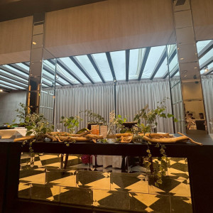 メインテーブル
黒と鏡張り?でシックなテーブル|775190さんの華王殿 KAODENの写真(2558149)