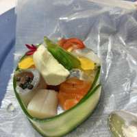 試食料理(海鮮のブーケサラダ仕立て)