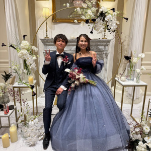 お色直し後のドレスと装花|775225さんのアーセンティア迎賓館（浜松）/テイクアンドギヴ・ニーズウェディングの写真(2558163)