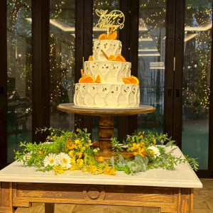 ウェディングケーキ|775231さんの麻布迎賓館/テイクアンドギヴ・ニーズウェディングの写真(2558281)