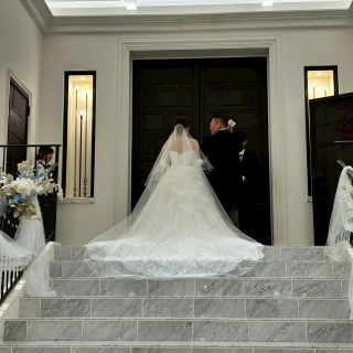 挙式会場外のドア前