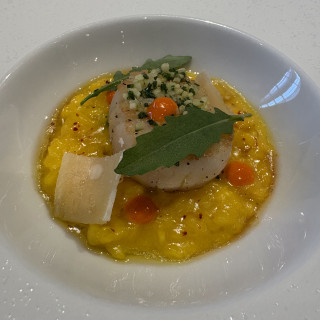 生姜のコンディモンを効かせた帆立貝